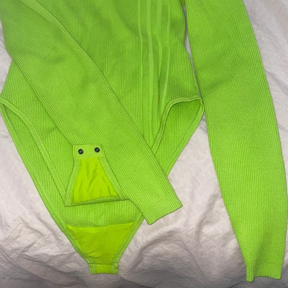 Adidas one piece neon green turtle neck - Picture 3 of 3